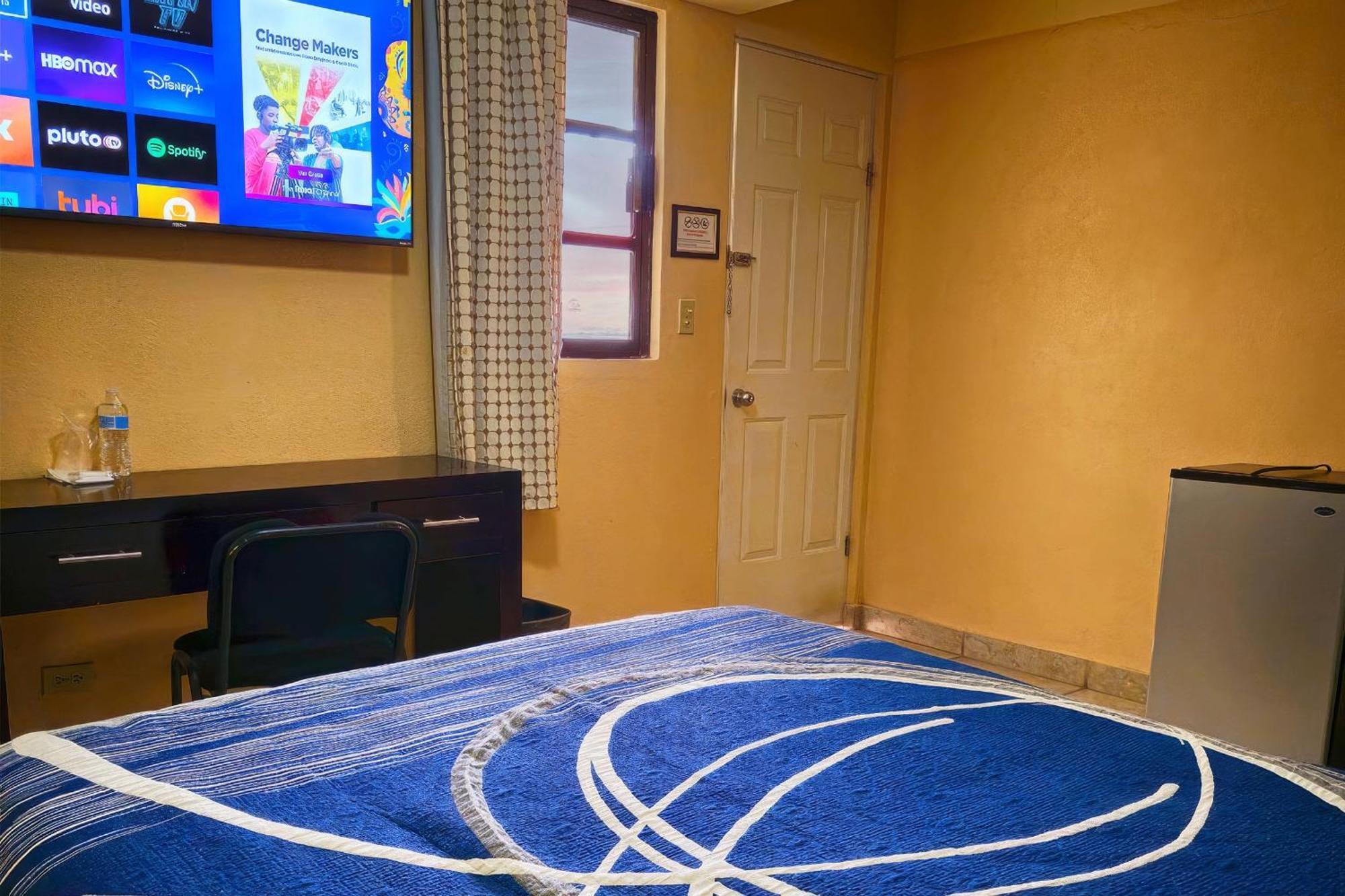 Hotel Oasis Ciudad Constitución エクステリア 写真